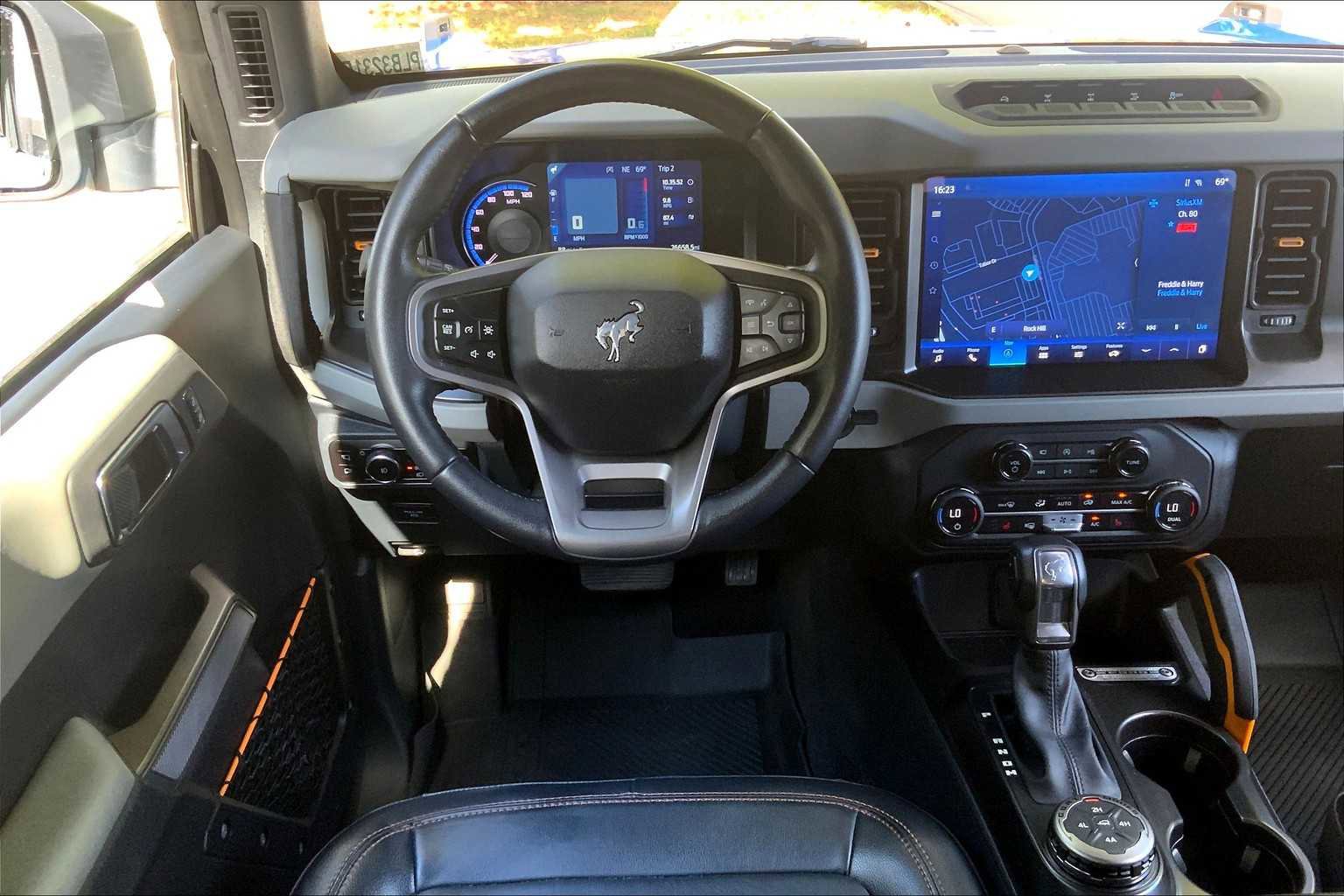 Certified 2023 Ford Bronco Badlands image 9