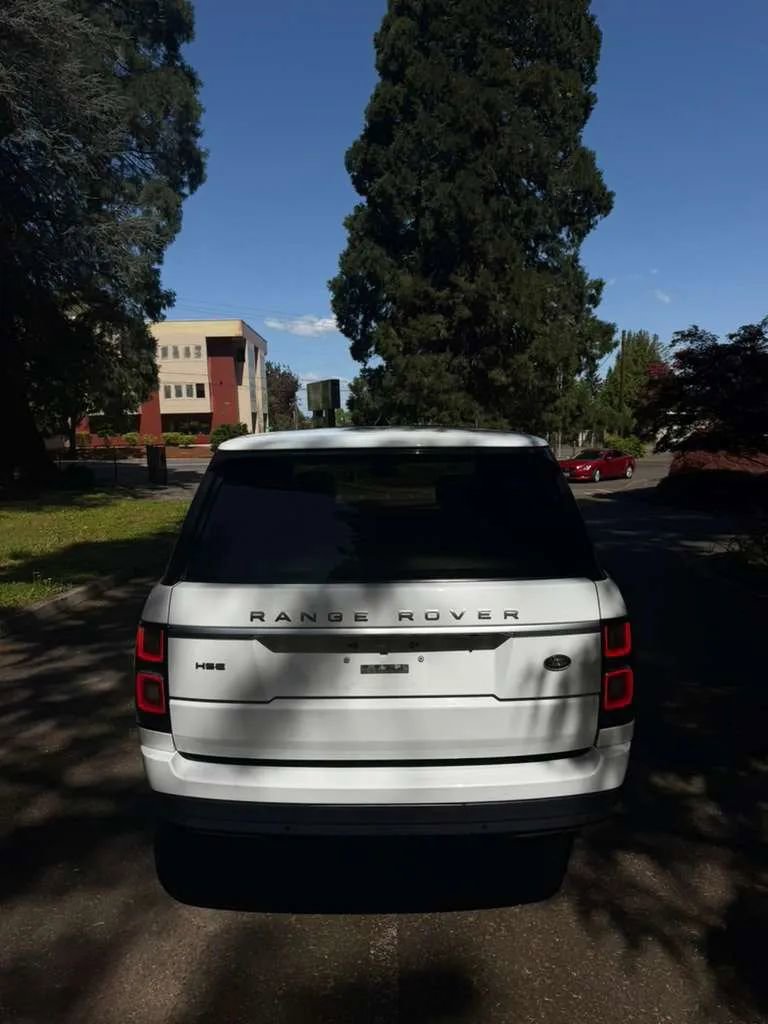 Used 2018 Land Rover Range Rover HSE AWD/4WD image 5