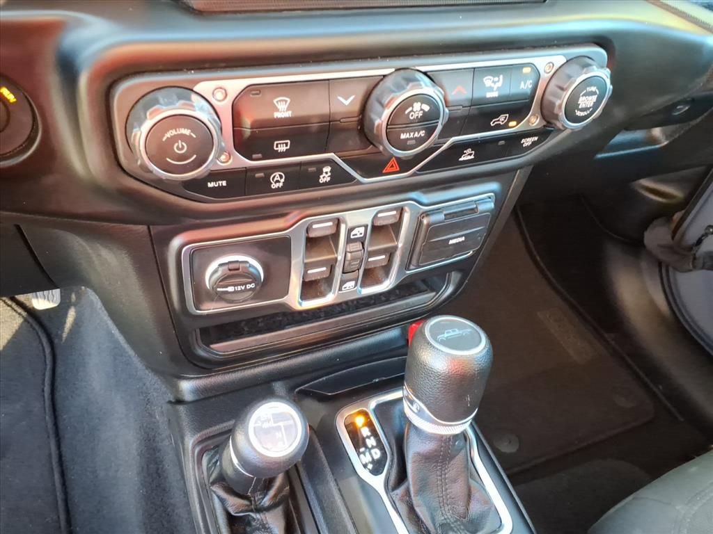 Used 2023 Jeep Gladiator Sport image 32