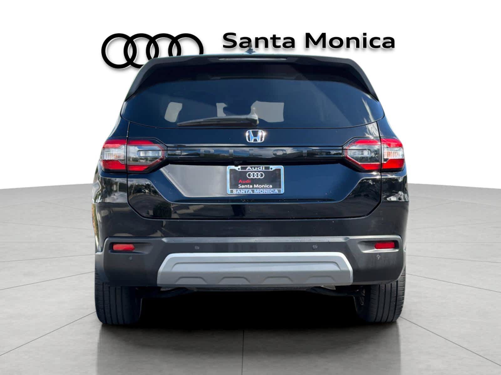 Used 2025 Honda Pilot EX-L image 7