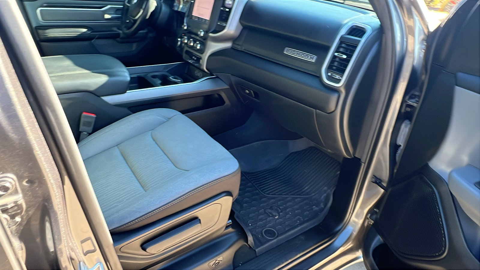 Used 2023 RAM 1500 Big Horn image 20