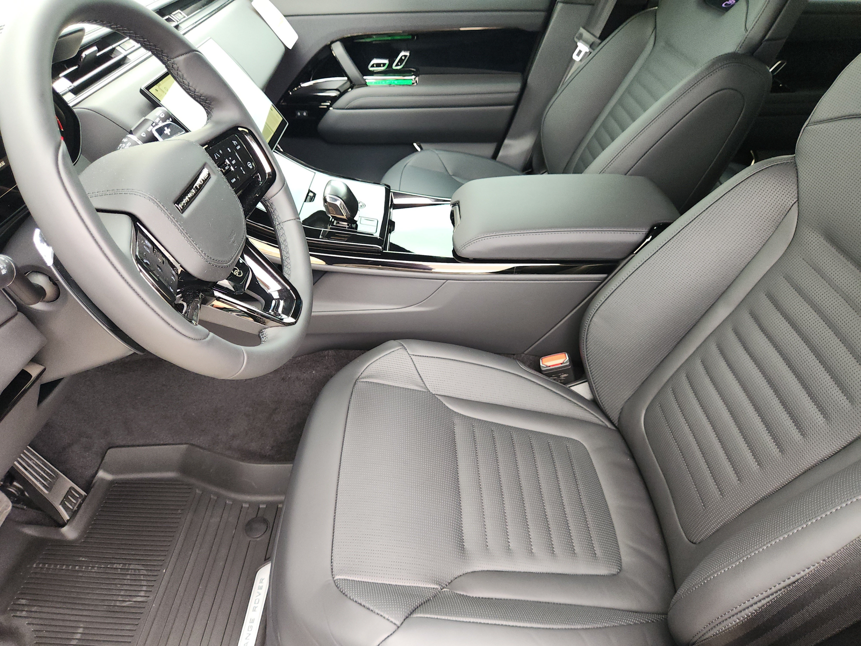 New 2027 Land Rover Range Rover Sport SV AWD/4WD image 8