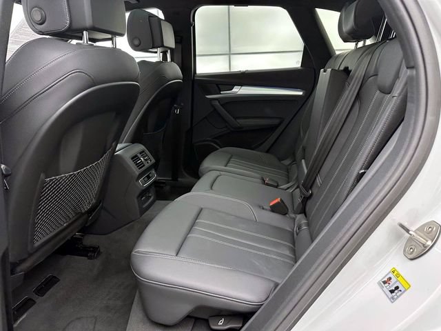 Used 2025 Audi Q5 2.0T Premium Plus w/ Premium Plus Package AWD/4WD image 13