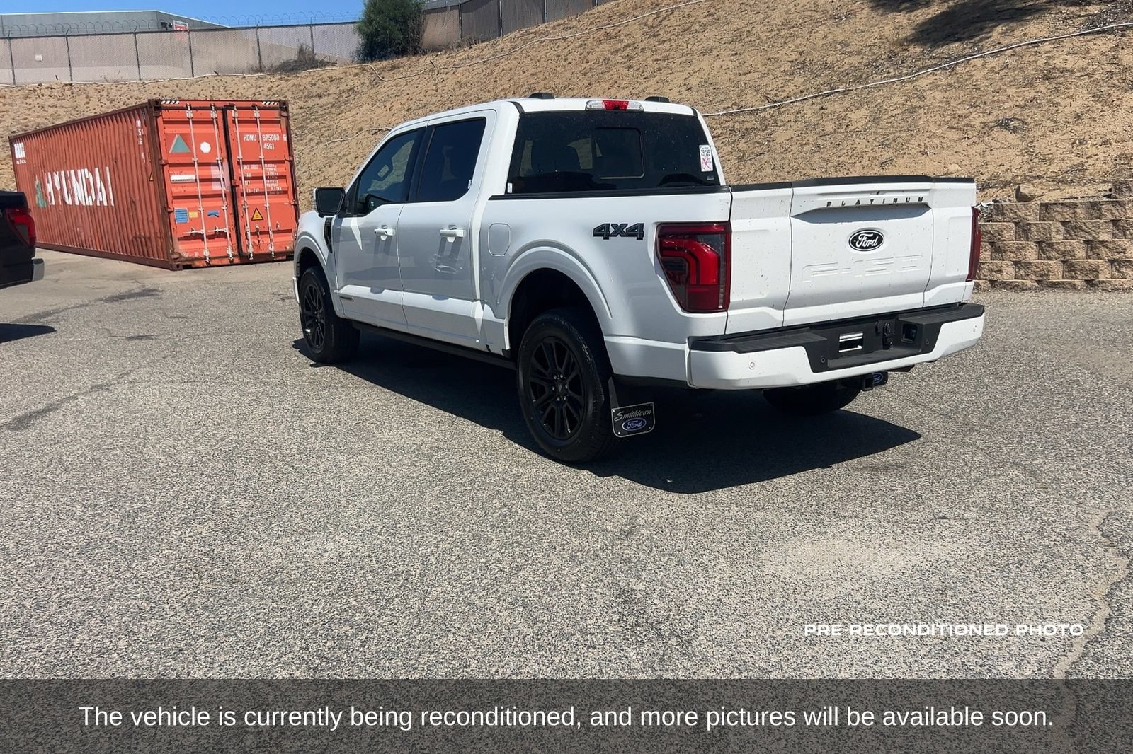 Used 2025 Ford F150 Platinum AWD/4WD image 8