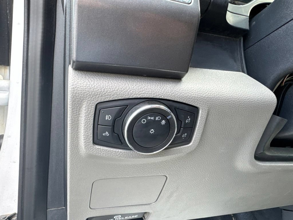 Used 2022 Ford F350 XLT w/ XLT Value Package AWD/4WD image 17