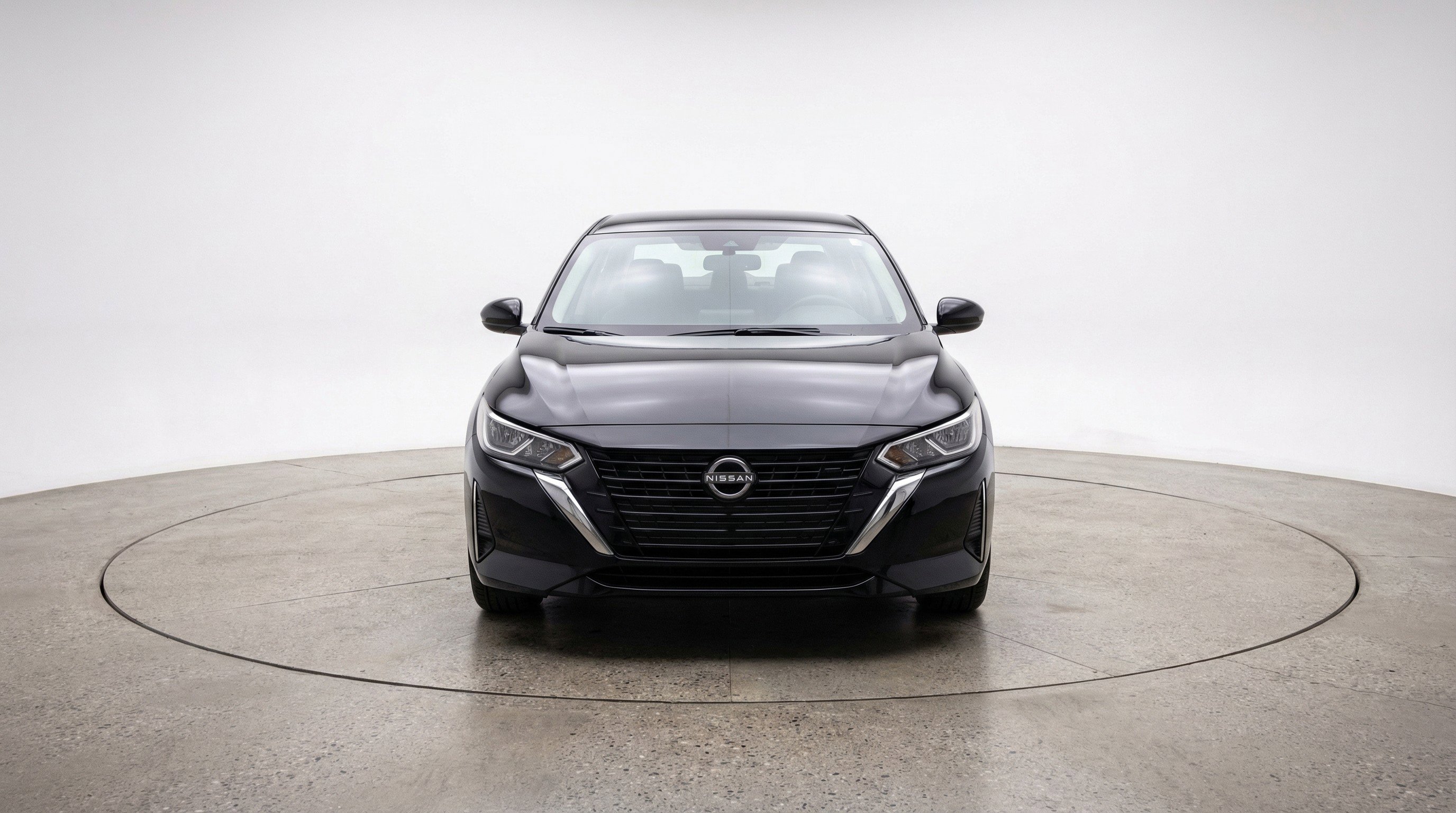 Used 2025 Nissan Sentra SV FWD image 2