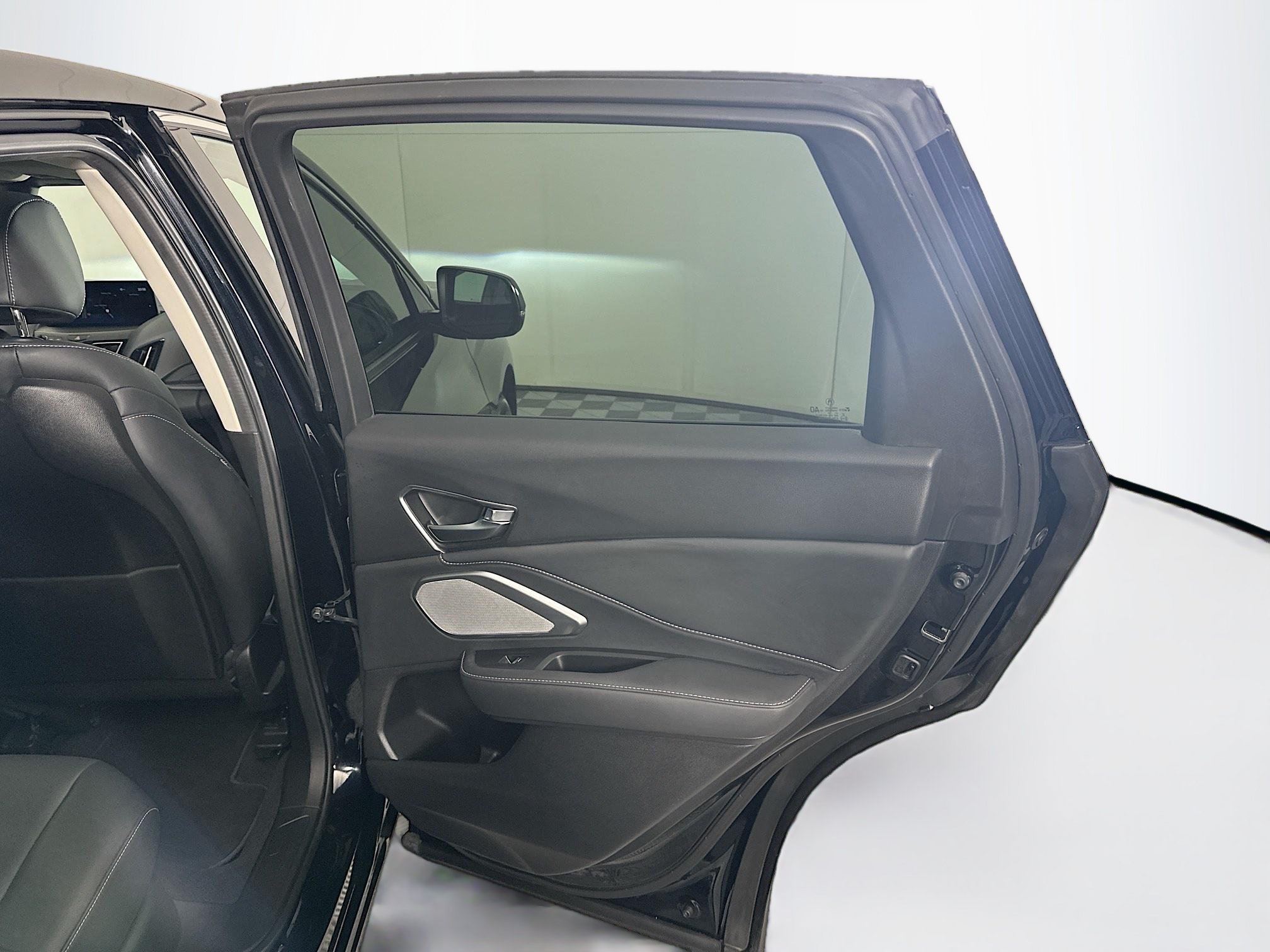 Used 2022 Acura RDX w/ Technology Package FWD image 30
