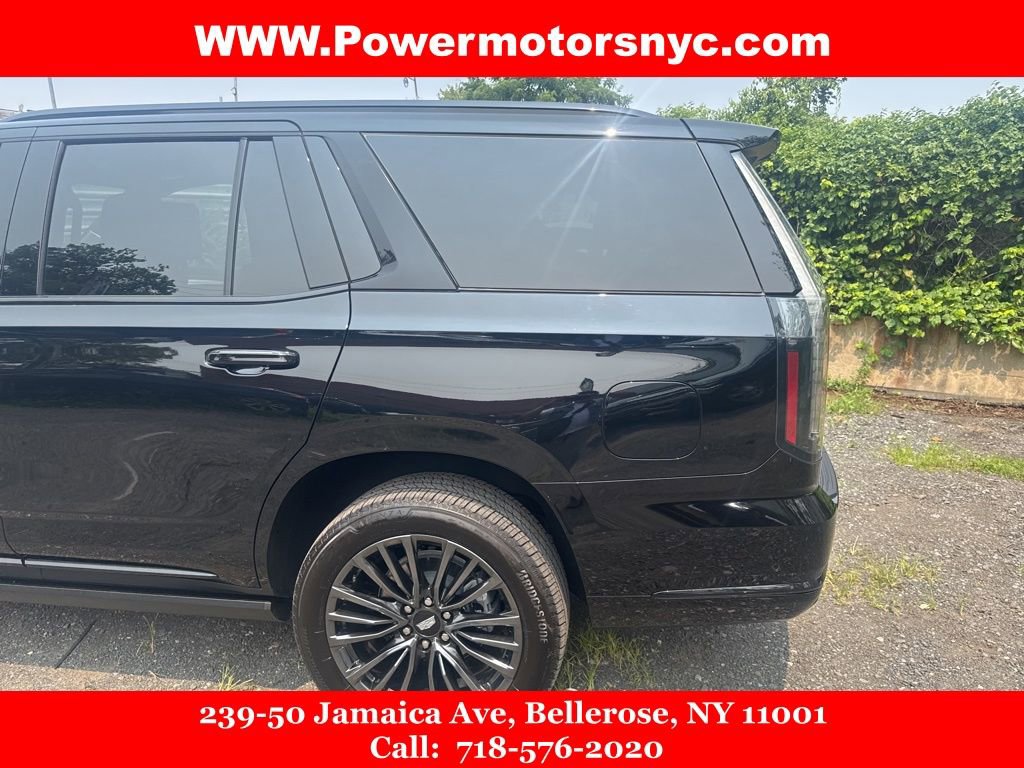 Used 2025 Cadillac Escalade Sport Platinum AWD/4WD image 11