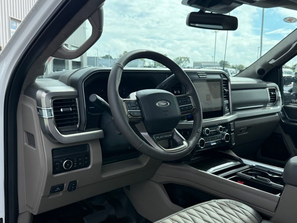 New 2026 Ford F350 4x4 Crew Cab Super Duty image 4