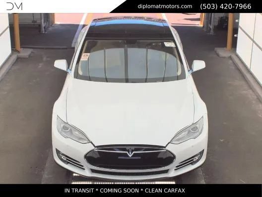 Used 2014 Tesla Model S 85 RWD image 2