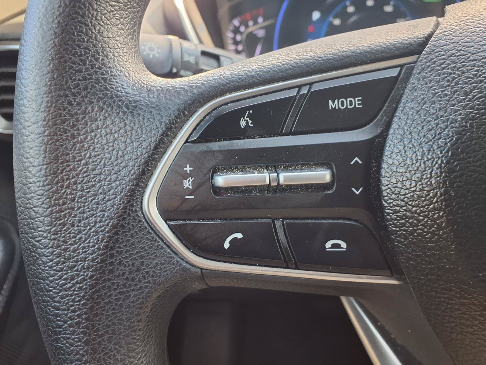 Used 2019 Hyundai Santa Fe SEL FWD image 14