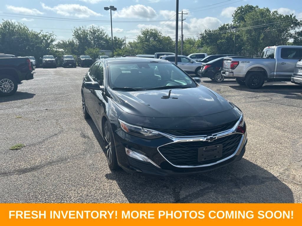 Used 2024 Chevrolet Malibu RS FWD image 1