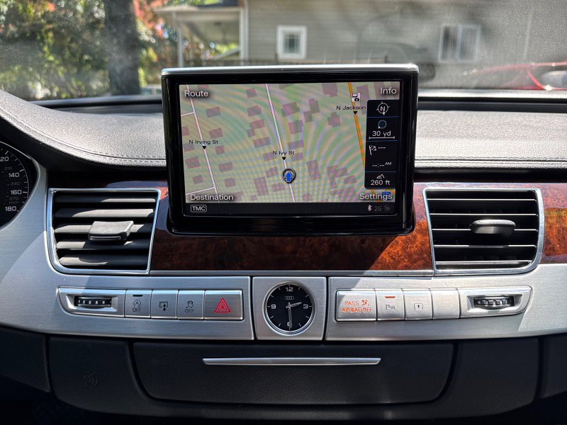 Used 2013 Audi A8 3.0T w/ Convenience Pkg AWD/4WD image 22