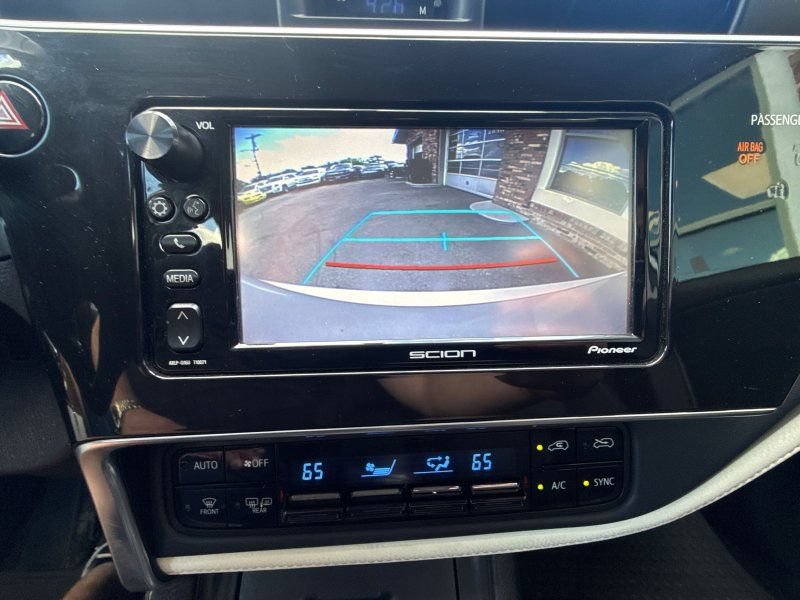Used 2016 Scion iM FWD image 28