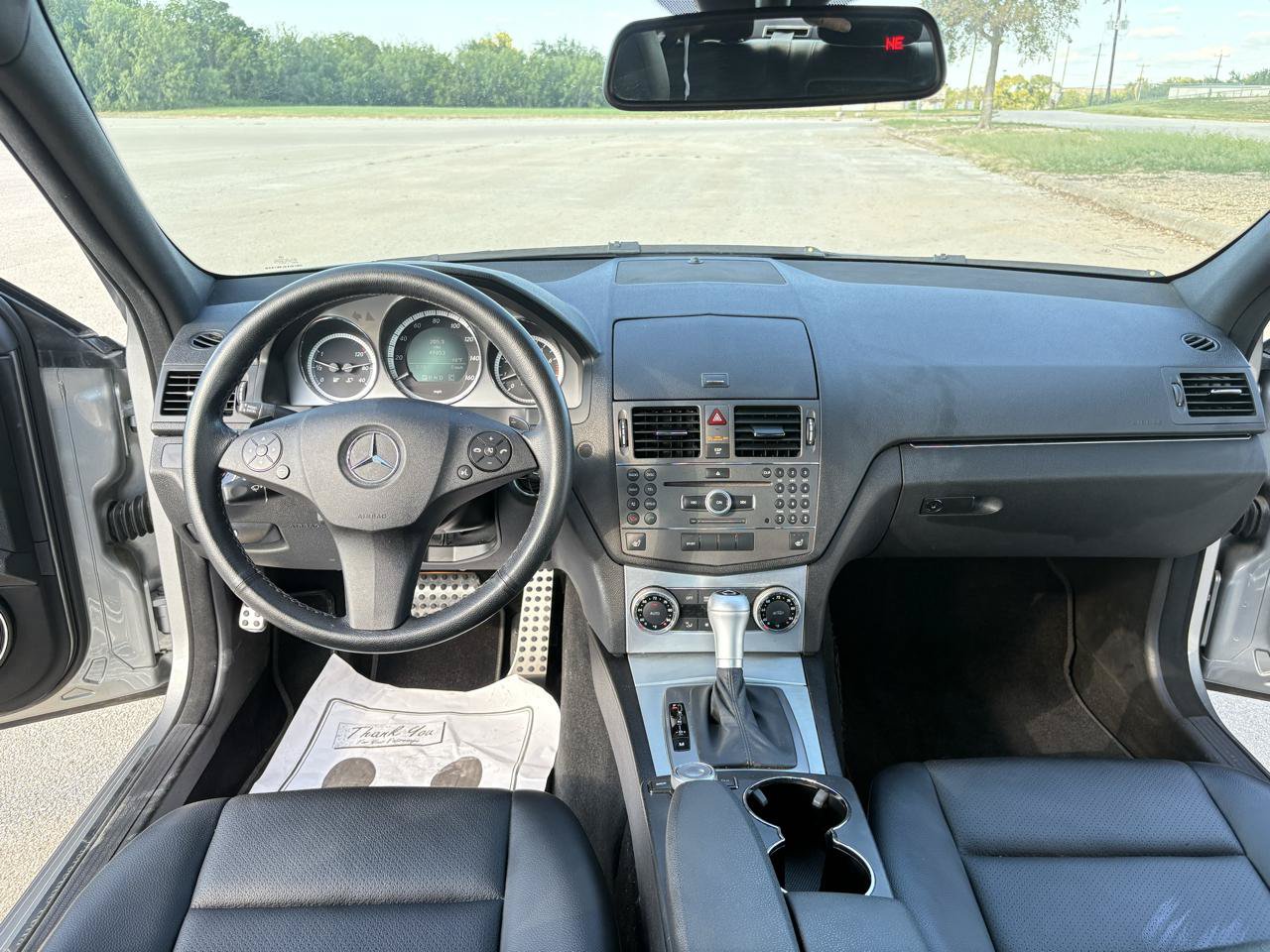 Used 2010 Mercedes-Benz C 300 Sedan image 24