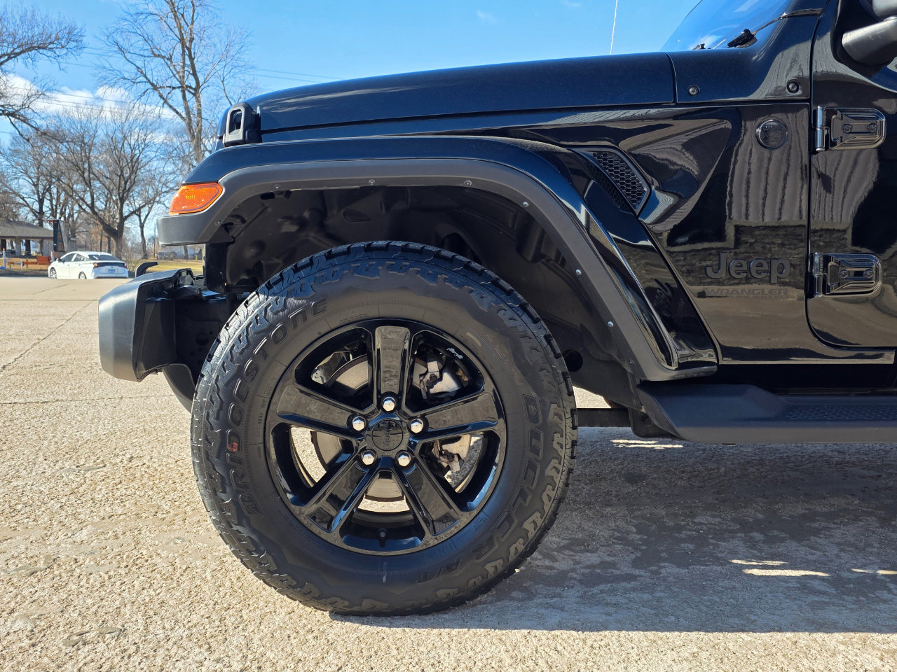 Used 2022 Jeep Wrangler Unlimited Sahara image 27