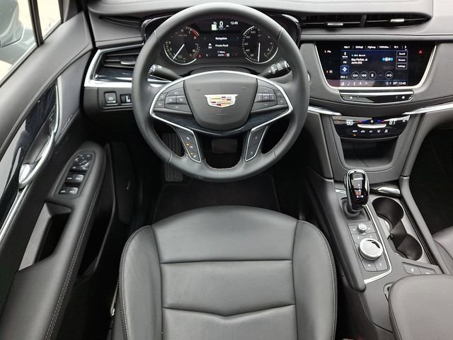 Used 2025 Cadillac XT5 Premium Luxury image 10