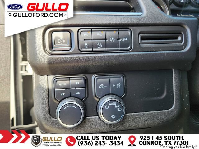 Used 2021 Chevrolet Tahoe Z71 w/ Luxury Package AWD/4WD image 22