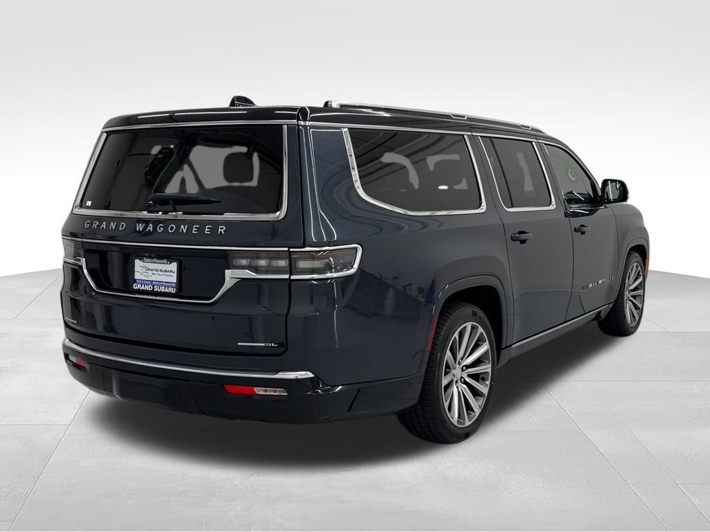 Used 2023 Jeep Grand Wagoneer L Series II AWD/4WD image 7