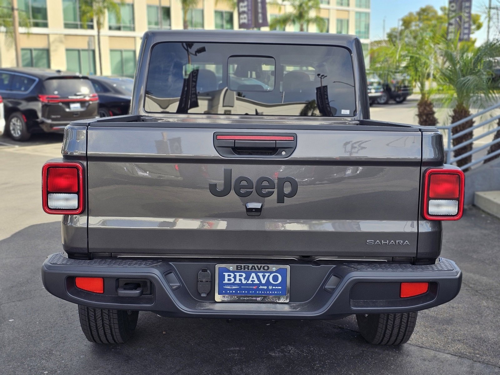 New 2026 Jeep Gladiator Sahara image 6