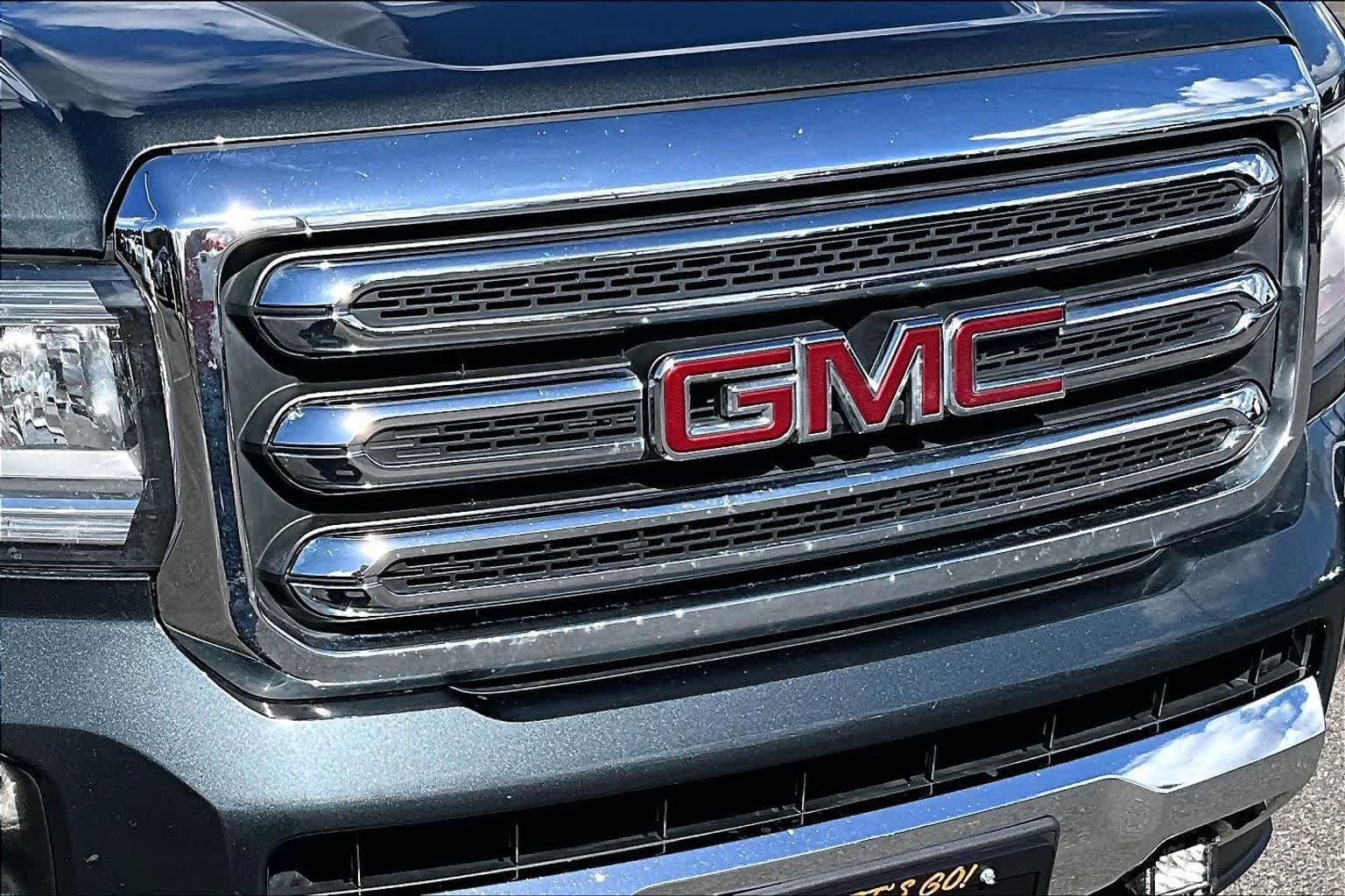 Used 2017 GMC Canyon SLT w/ Driver Alert Package image 33