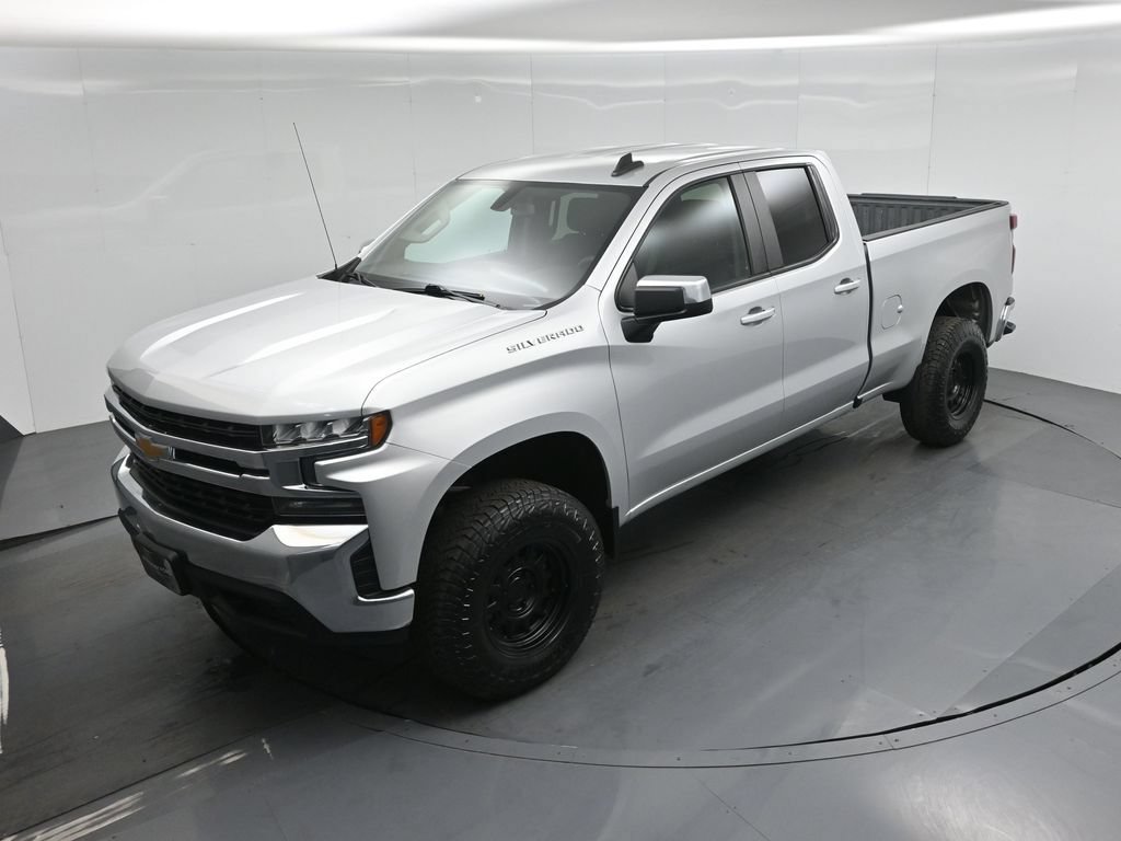 Used 2020 Chevrolet Silverado 1500 LT w/ Trailering Package AWD/4WD image 29