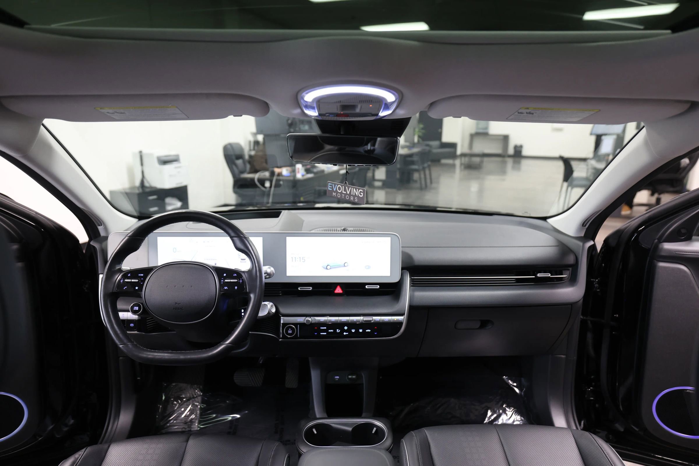 Used 2024 Hyundai Ioniq 5 Limited image 17