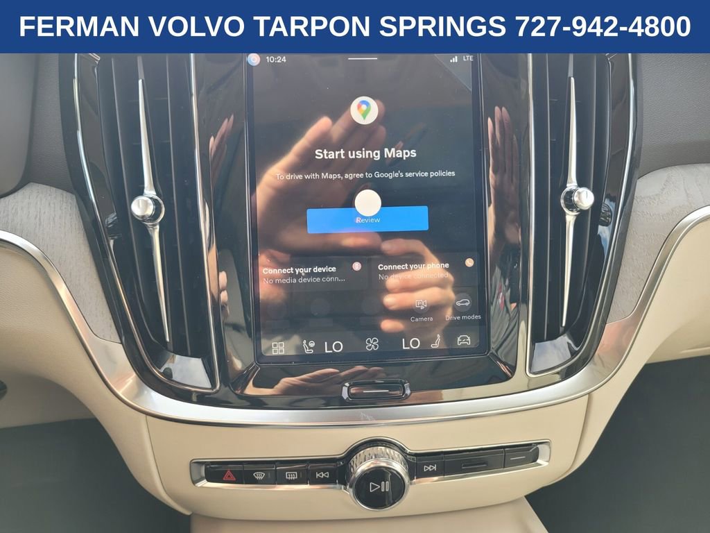 New 2026 Volvo V60 B5 Cross Country Plus w/ Protection Package Premier image 24