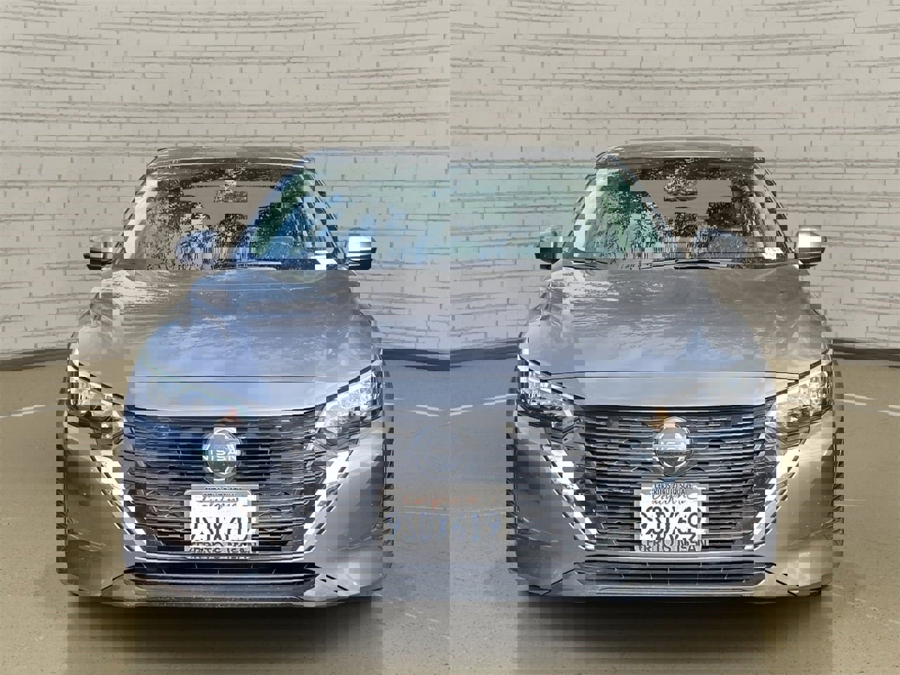 Used 2025 Nissan Sentra SV image 2