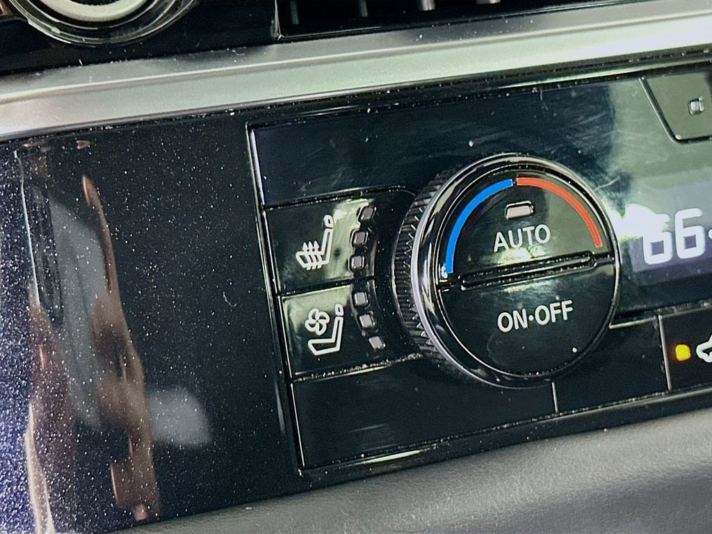 Certified 2024 Nissan Pathfinder Platinum image 28