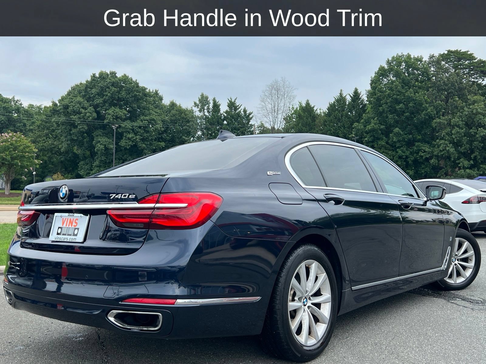Used 2019 BMW 740e xDrive w/ Executive Package AWD/4WD image 10