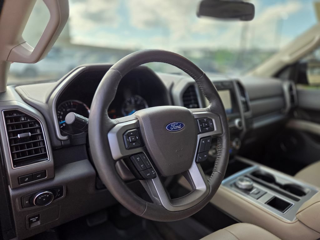 Used 2021 Ford Expedition XLT RWD image 18
