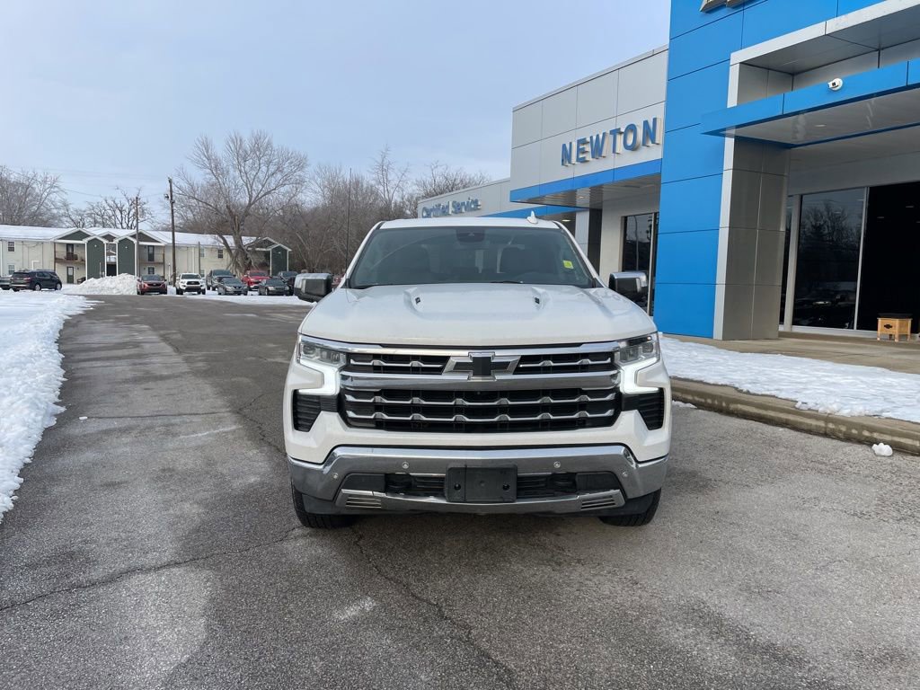 Used 2022 Chevrolet Silverado 1500 LTZ w/ LPO, Dark Essentials Package image 3