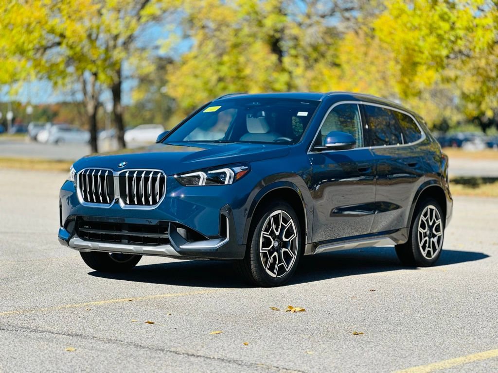 New 2026 BMW X1 xDrive28i w/ Technology Package image 1