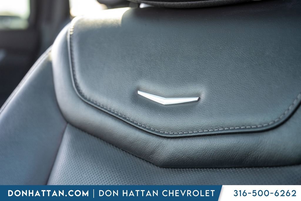 Used 2021 Cadillac XT6 Premium Luxury w/ LPO, Floor Liner Package AWD/4WD image 18