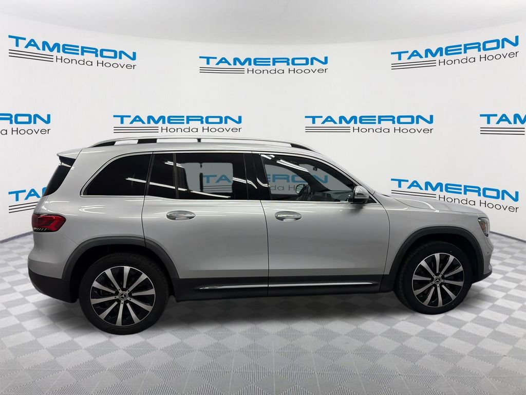 Used 2022 Mercedes-Benz GLB 250 w/ Premium Package Lite image 6