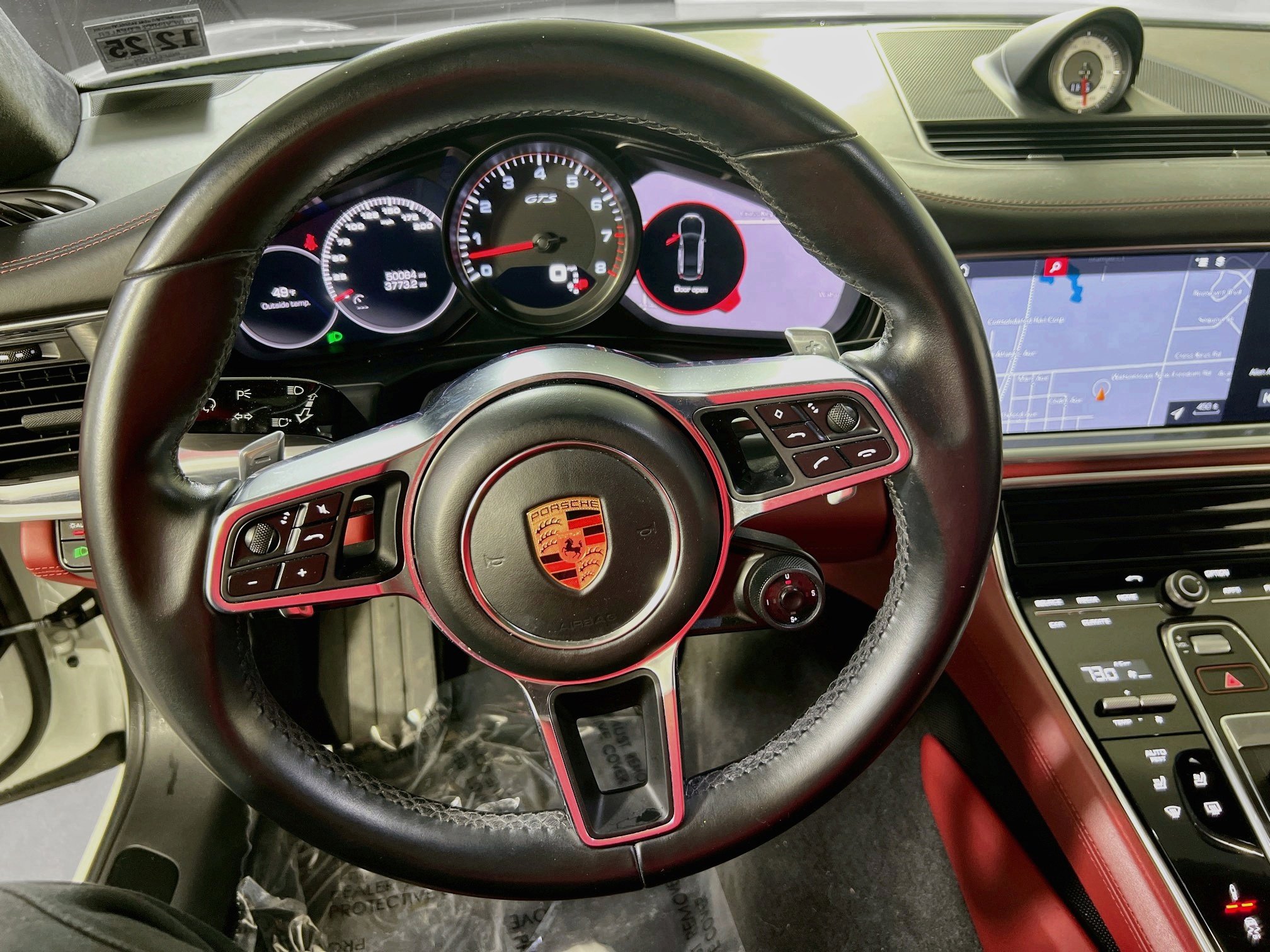 Used 2020 Porsche Panamera GTS image 11