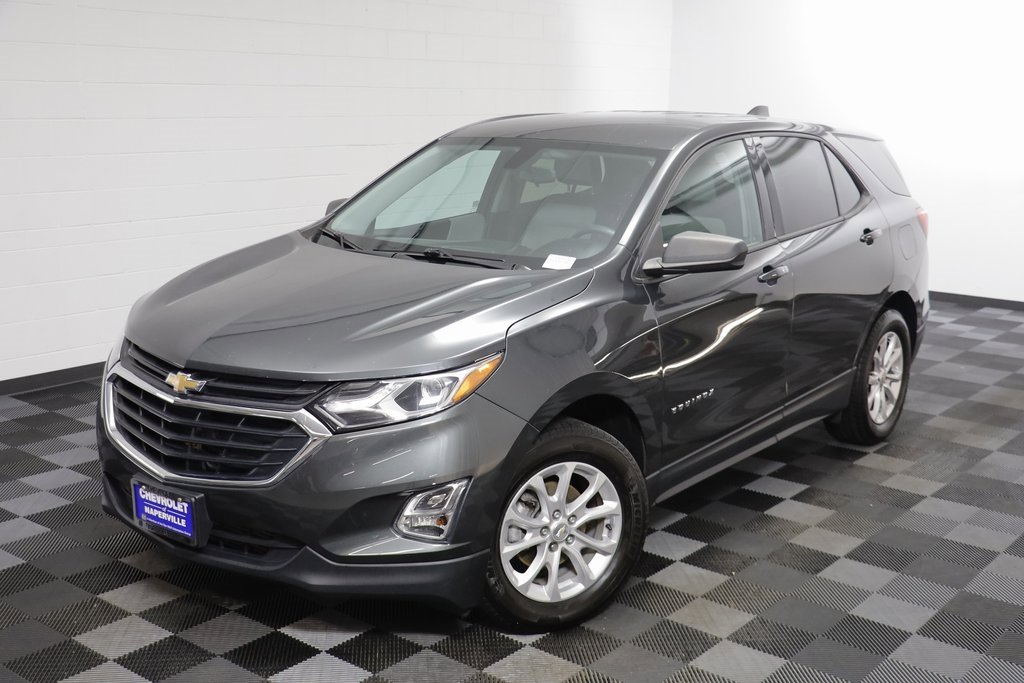 Used 2019 Chevrolet Equinox LS w/ LS Convenience Package image 2
