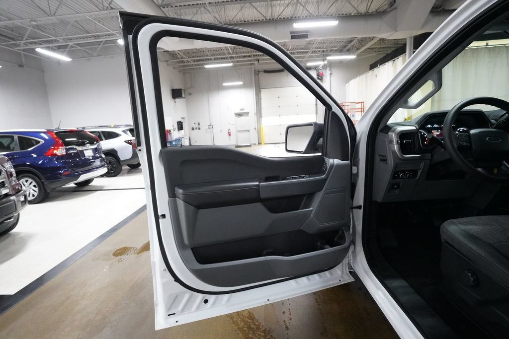 Used 2022 Ford F150 XLT w/ Trailer Tow Package AWD/4WD image 29