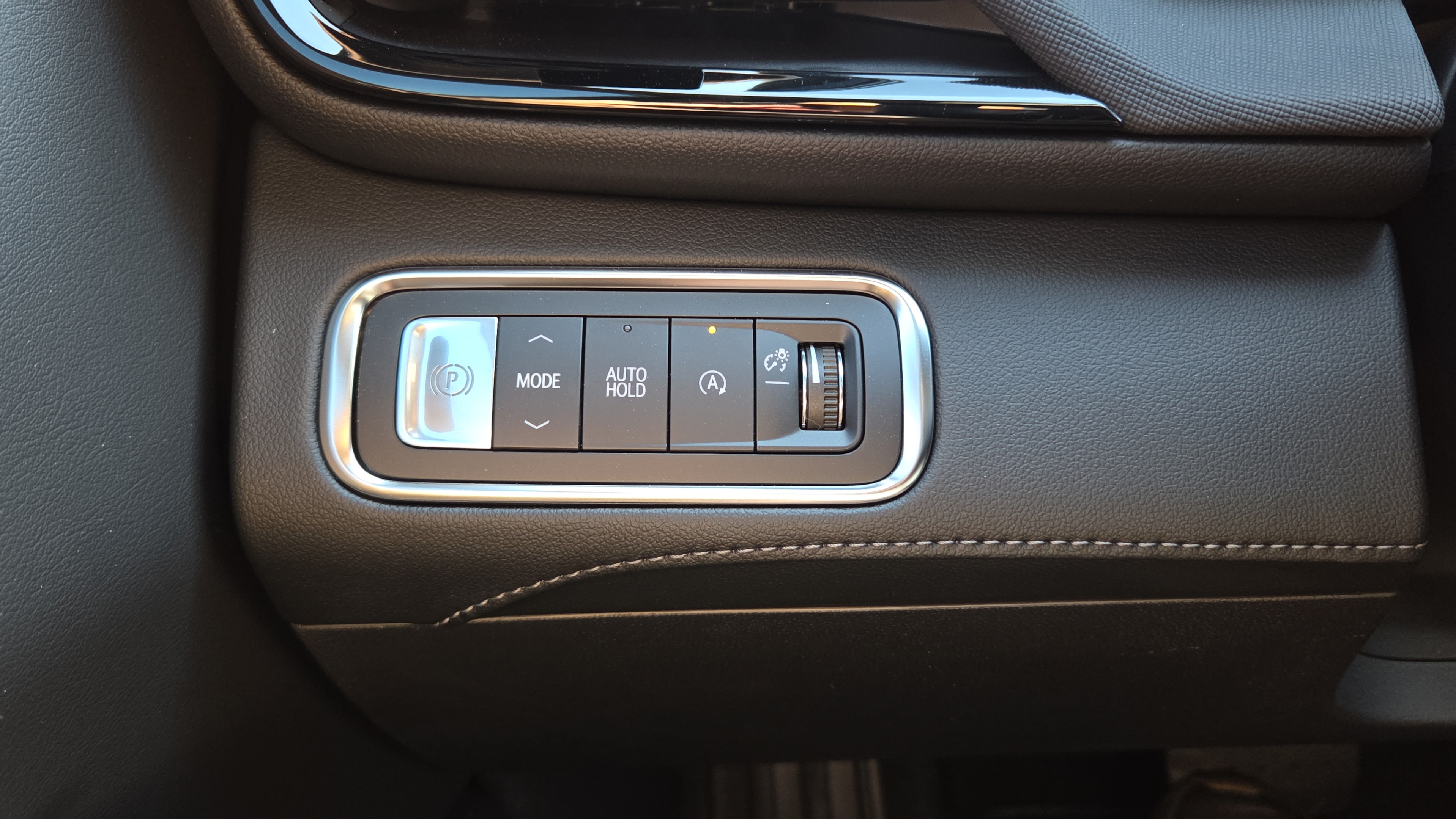 Certified 2026 Buick Enclave Preferred w/ Power Package FWD image 23