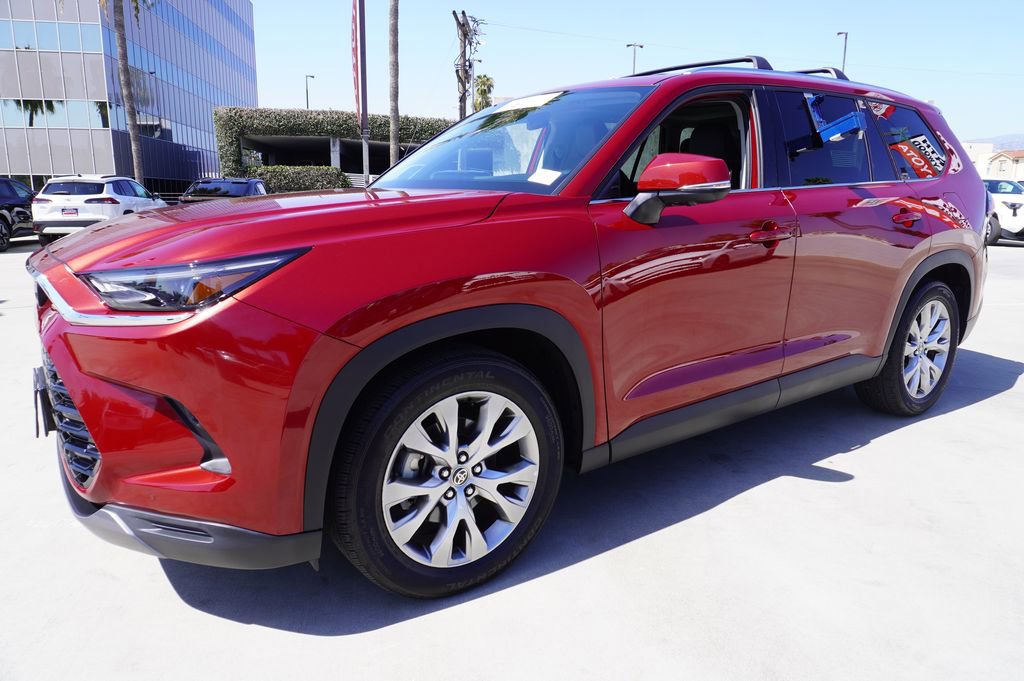 Certified 2024 Toyota Grand Highlander FWD image 4