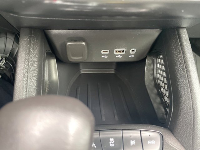 Used 2023 Chevrolet TrailBlazer RS image 29