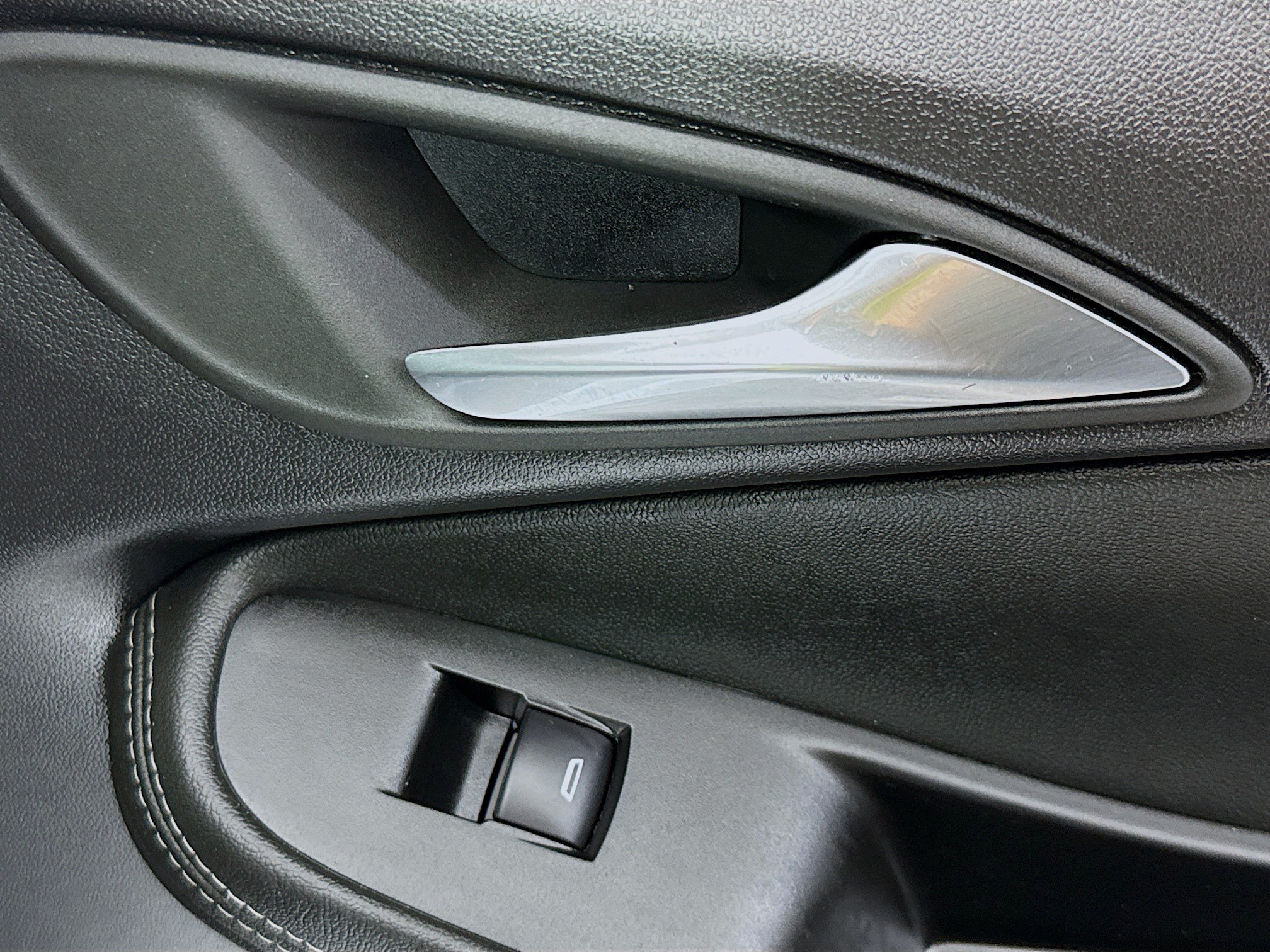 Used 2024 Buick Encore GX Preferred FWD image 30
