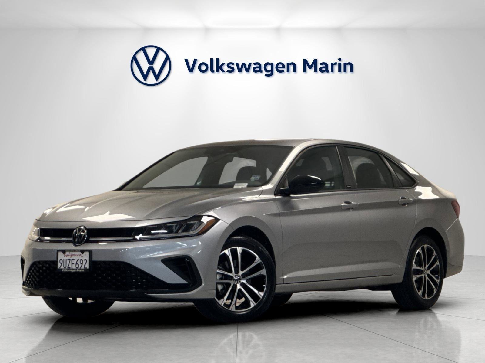 Used 2025 Volkswagen Jetta Sport image 1