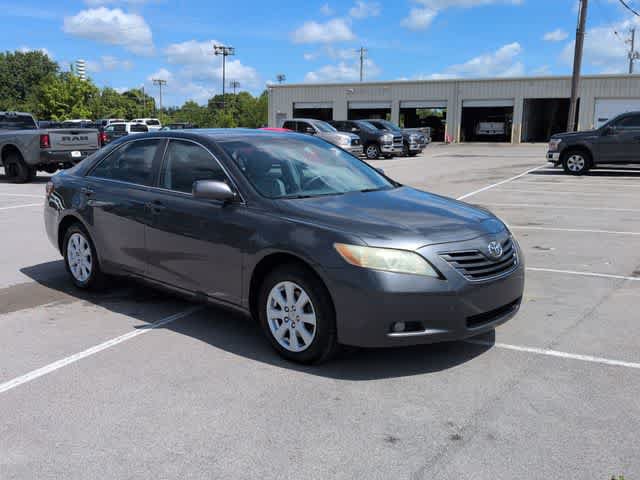 Used 2007 Toyota Camry XLE FWD image 2
