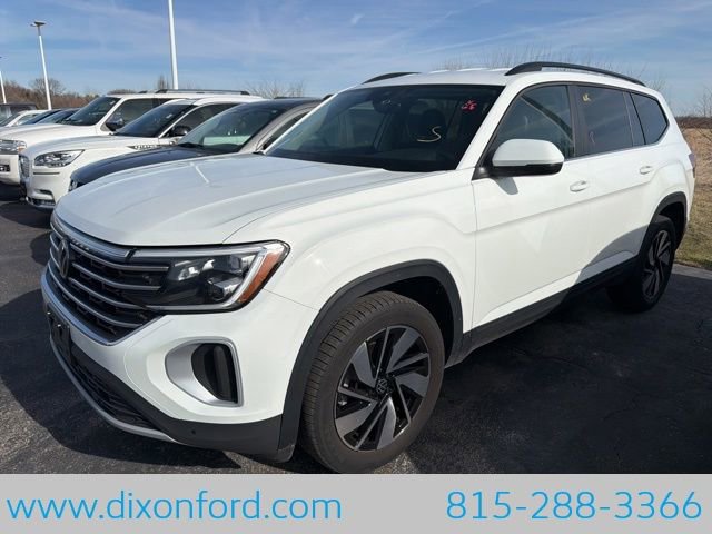 Used 2024 Volkswagen Atlas SE image 1