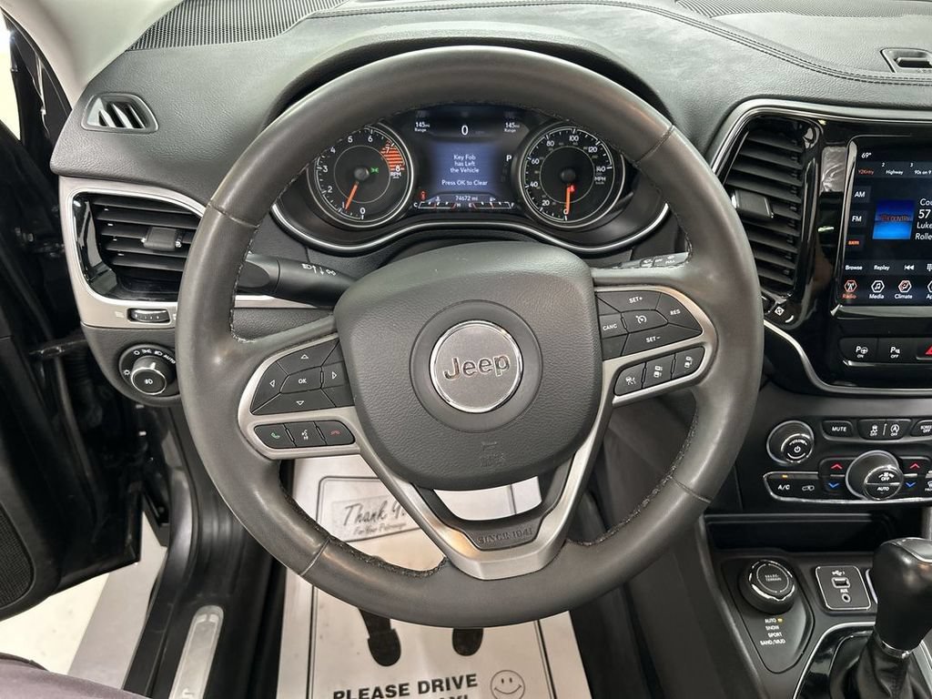 Used 2021 Jeep Cherokee Limited AWD/4WD image 4