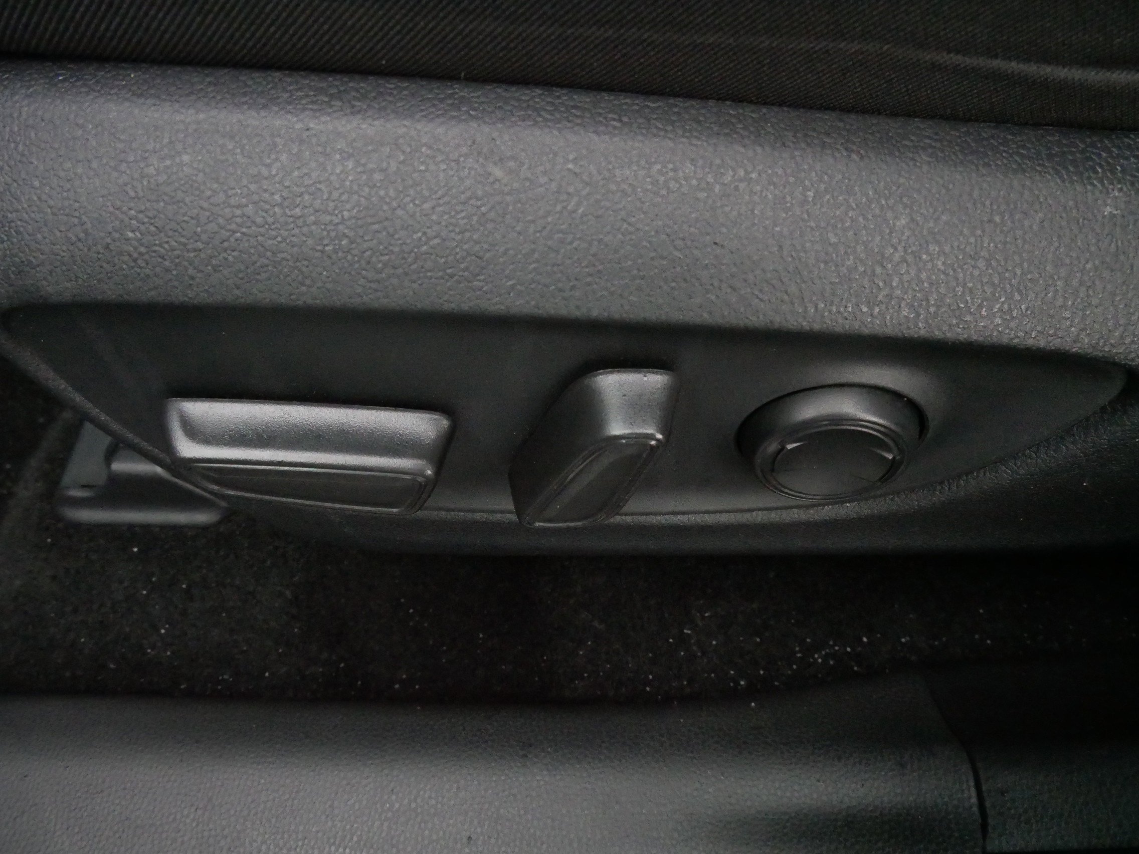 Certified 2025 Toyota RAV4 XLE image 20