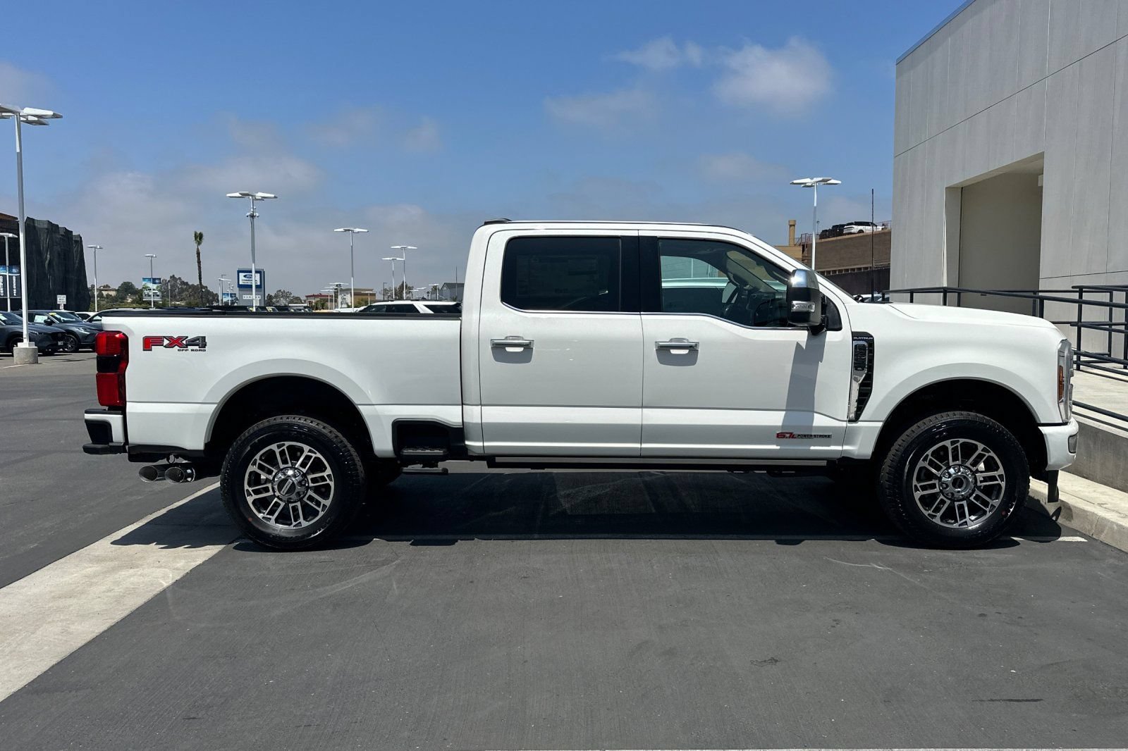 New 2026 Ford F250 Platinum w/ Platinum Plus Package AWD/4WD image 2