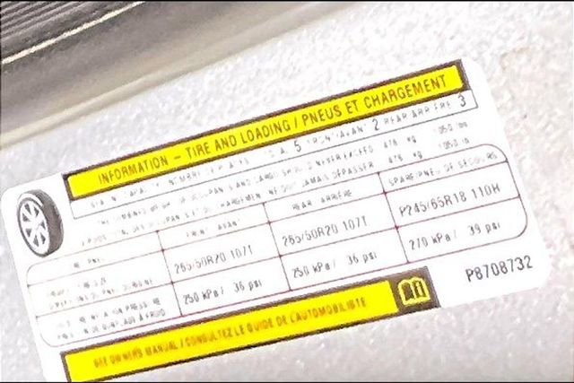 Used 2023 Jeep Grand Cherokee Limited w/ Luxury Tech Group II image 19